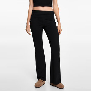 Legging évasé pour femme, fabriqué en usine, best-seller, vêtements de yoga et de fitness, personnalisé, uni, mi-long, respirant, écologique, en Spandex/Polyester - Product Image 1