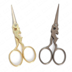Ciseaux à ongles professionnels en acier inoxydable de qualité supérieure, manche couleur personnalisée, design sur mesure, pointe affûtée, pour manucure professionnelle - Product Image 3