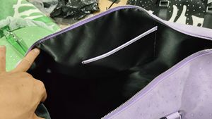 Mochila de Viaje Portátil Impermeable de Gran Capacidad con Cierre, Bolsa de Gimnasio y Yoga, Bolsa de Almacenamiento Multifuncional para Deportes, Actividades al Aire Libre y Camping - Product Image 4