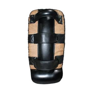 แผ่นรองซ้อมมวยไทยสำหรับผู้ใหญ่ พิมพ์ลายอย่างมืออาชีพ ปรับแต่งโลโก้ได้ แบรนด์อาฮิร่า สปอร์ต วัสดุ PU+ฟองน้ำ - แผ่นรองซ้อมมวยไทยคุณภาพเยี่ยม - Product Image 6