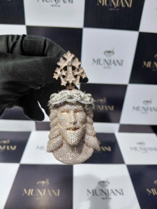 จี้พระเยซูทรงมงกุฎประดับเพชรโมอิสซาไนต์ VVS เงินแท้ 925 จี้คริสเตียน - Product Image 6