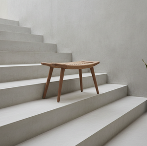 Tabouret en teck massif fait main Eun, design contemporain minimaliste, finition naturelle écologique, durable, facile à nettoyer, décoration intérieure, meubles - Product Image 4