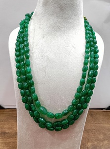 พลอยมรกตสีเขียวทรงสวย ได้รับการรับรองจาก IGI สำหรับงานออกแบบเครื่องประดับ แหวน ต่างหู และเครื่องประดับอื่นๆ - Product Image 3