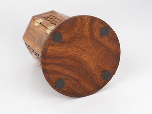 Farol Decorativo Rústico de Madera de Acacia Hecho a Mano, Ecológico y Duradero, Portavelas Colgante para Hogar, Jardín, Patio, Boda - Product Image 4