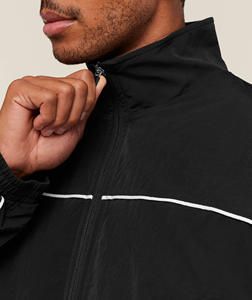 Fabricante de Conjuntos de Chaquetas Cortavientos Personalizadas Premium, Chaqueta y Pantalones Ligeros Resistentes al Viento, Suministro al por Mayor con MOQ - Product Image 6