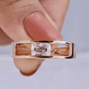 Bague en diamant taillé Ashoka, bijoux unisexes, design élégant et moderne, pour tous les jours, occasions spéciales et style intemporel - Product Image 2