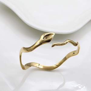 Brazalete de Serpiente de Latón Chapado en Oro, Diseño Vintage con Forma de Animal, Unisex, Ajustable, Brazalete Abierto - Product Image 4