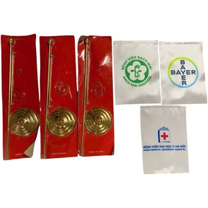 Bandera de Escritorio de Vietnam, Roja con Estrella Amarilla, Material de Poliéster, Diseño Duradero para Exhibición en Interiores - Product Image 3