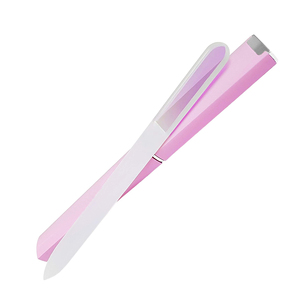 Mini lima de uñas portátil para manicura y uso en viajes, herramienta compacta para dar forma a las uñas naturales y acrílicas - Product Image 2