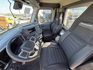 BRAND NEW 2026 MA CK PIONEER 64T 13L 445hp Engine-MP13 6 Cylinders 6x4 Fuel-Diesel Class-8 Transmission-AMT Left Hand Steering - Product Image 6