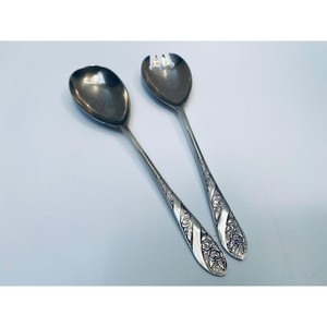 Ensemble de cuillères à salade de qualité supérieure, design floral en métal, ustensiles de service élégants pour la table - Product Image 1