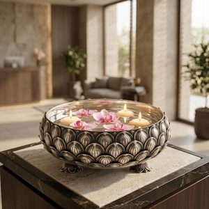 Cuenco Urli de Aluminio Plateado Antiguo Hecho a Mano de 36 cm de Profundidad con Relieve de Doble Hilera de Pétalos Kamalini, Centros de Mesa para Bodas, Decoraciones de Mesa - Product Image 2
