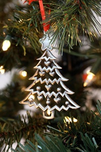 <b>Heart</b>-Shaped Pewter Hanging Ornament 2026 Embossed Bird Design Vintage Christmas Tree <b>Decoration</b> - Product Image 4