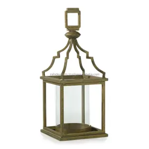 Farol Metálico Cuadrado Hecho a Mano con Acabado Dorado, Arte Moderno Único para Decoración de Bodas, Fiestas, Hogar y Hoteles Boutique, Zahid Exports - Product Image 1