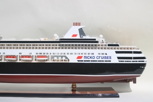 Maquette de bateau de croisière en bois sculpté à la main de haute qualité, pièce d'art de collection autoportante Gia Nhien Co. LTD SB5913P - Product Image 3