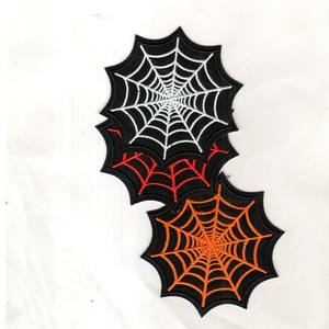 Offre Spéciale : Écussons Brodés Personnalisés Thermocollants pour Vêtements – Écussons de Logo de Marque de Mode à Coudre - Product Image 1