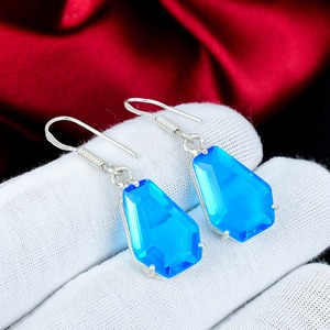 Boucles d'oreilles en topaze bleue, argent sterling 925, forme cercueil, pierres précieuses, boucles d'oreilles pendantes, faites à la main, style bohème, bijoux statement, cadeau pour femme - Product Image 3
