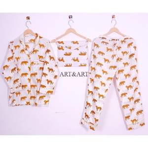 ชุดนอนผู้หญิงทำมือใหม่ล่าสุด ผ้าฝ้ายนุ่มสบาย เหมาะสำหรับใส่พักผ่อนยามค่ำคืนในฤดูร้อน ผ้าทอ - Product Image 1