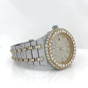 Montre de luxe en moissanite avec design élégant, plaquée or et argent, style bijou, pour les occasions festives et le bureau - Product Image 1