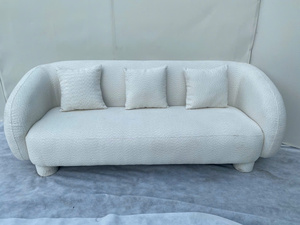 Canapé trois places moderne en tissu bouclé avec accoudoirs incurvés et dossier rembourré pour salon - Product Image 2