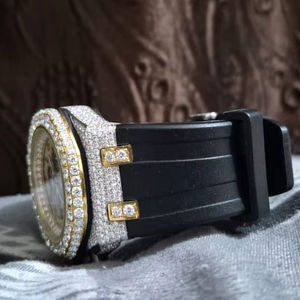 Montre à quartz personnalisée de luxe, mode business, pour femmes, acier inoxydable de haute qualité, bracelet avec cadran en moissanite et diamant, bracelet en cristal de saphir - Product Image 1