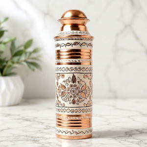 Bouteille d'eau en cuivre pur de qualité supérieure, design floral, faite à la main, imprimée, réutilisable, style indien traditionnel - Product Image 1