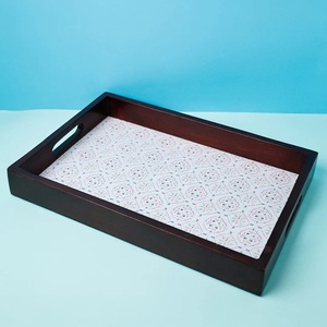 ถาดไม้พิมพ์ลายดอกไม้เรขาคณิตสีพาสเทล ขายส่ง ถาดตกแต่งทรงสี่เหลี่ยมผืนผ้าแบบโบราณ สำหรับสั่งซื้อจำนวนมาก - Product Image 1