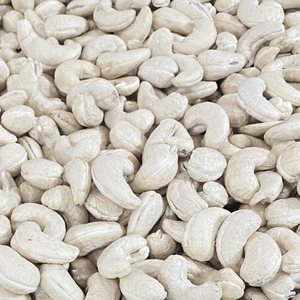 เม็ดมะม่วงหิมพานต์ดิบคุณภาพดี ซานติโก้ W180 ผลิตจากเวียดนาม บรรจุถุง 22.68 กก. - Product Image 1