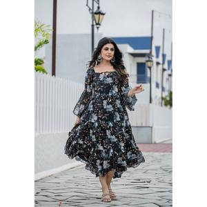 Vestido informal Georgette elegante Vestido digital con estampado floral bellamente detallado - Product Image 5