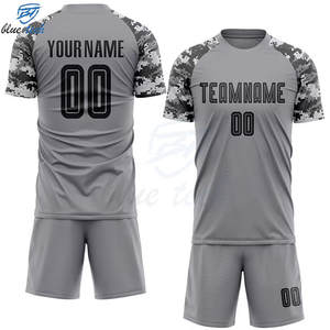 Ensemble de maillots de football pour hommes, personnalisable avec logo d'équipe, nom et numéro, ensemble de maillots de football imprimés, respirants, à séchage rapide, directement de l'usine - Product Image 4