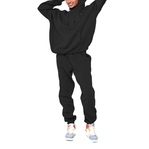 Ensemble de survêtement pour femme en coton et polyester, coupe ample, avec logo personnalisé, bandes latérales, vêtements de sport de luxe de haute qualité - Product Image 1