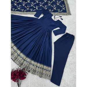 DESIGNER CHINON BRODERIE SEQUENCE TRAVAIL ROBE BAS AVEC DUPATTA BLEU - Product Image 6