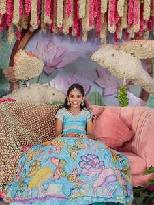 ชุดสาหรี่กะมีซแบบดั้งเดิมสำหรับเด็กผู้หญิงจาก NiMa Creations ผ้าชีนอน ความยาวระดับเข่า แห้งเร็ว เหมาะสำหรับงานแต่งงานและงานปาร์ตี้ สไตล์อินเดีย-ปากีสถาน ทรงปกติ - Product Image 2