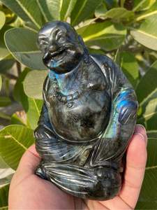 Statue de Bouddha rieur sculptée à la main en labradorite, pierre précieuse naturelle à reflets bleus, Feng Shui, méditation, décoration intérieure, vente en gros - Product Image 4
