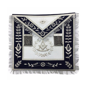 Deluxe Master Blue Lodge - Mandil Masónico de Cuero Ecológico y Duradero, Forma Cuadrada, Bordado a Mano, Borlas de Cadena Plateadas - Product Image 1
