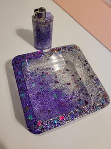 Cendrier moderne en résine fait main avec texture artistique haut de gamme pour la décoration élégante des tables de restaurant - Product Image 3