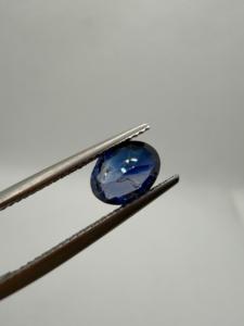 Zafiro Azul Natural Vívido, Gema Preciosa Suelta, Corte Ovalado, 1.70CT, 8.5X6.5X4MM, Ceilán, Sri Lanka, Para Joyería, con Juego de Color - Product Image 4