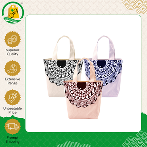 New Stock Arrival High Quality Customized Organic Cotton <b>Canvas</b> Reusable Tote Shopping <b>Bags</b> with Logo Print and Self Handle - Product Image 4