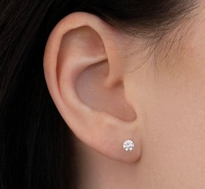 Pendientes de diamante cultivado en laboratorio con corte redondo, certificados por IGI, claridad VVS1, oro blanco de 10K, joyería de uso diario para mujer. - Product Image 3