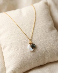 Collier Étoile en Pierre de Lune et Labradorite en Forme de Croissant, Bijou Céleste Doré, Pendentif Cristal de Guérison, Cadeau pour Femme, Bijoux Bohèmes - Product Image 1