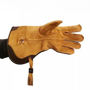 Gants de fauconnerie en cuir pour la manipulation des oiseaux, la formation et la sécurité des mains, fabriqués sur mesure, vente en gros - Product Image 6