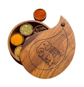 Boîte à épices ronde en bois avec compartiments divisés, design artisanal sculpté, couvercle inclus - Product Image 3