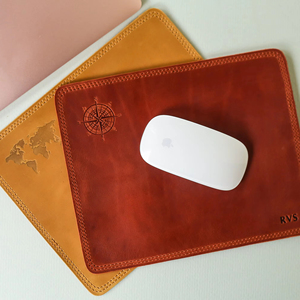 แผ่นรองเมาส์หนังแท้ แผ่นรองโต๊ะหนังวัวฟอกฝาดแบบเต็มเกรน สำหรับสินค้าคุณภาพ LMP-0073 - Product Image 1