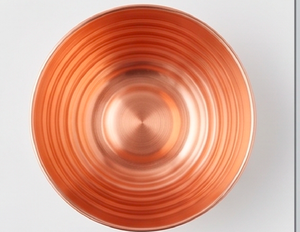 Bol mélangeur rond en cuivre, bol à fruits en cuivre poli, design tendance, idéal pour l'hôtellerie et la cuisine. - Product Image 2