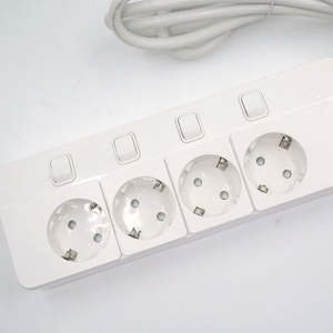 Nuevo Protector de Sobretensión Portátil, Mini Regleta con Interruptor, 4 Tomas de Corriente, Cable de Extensión de 2m, Enchufes para Electrodomésticos - Product Image 4