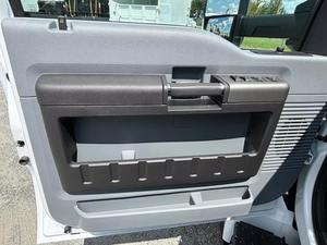 Chasis Rong 6x4, Cabeza Tractora Diésel, Vehículo Comercial de Servicio Pesado para Minería, Construcción y Logística - Product Image 6