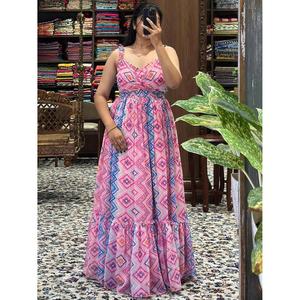 Robe longue éco-responsable lavable pour femme, style bohème imprimé, coupe trapèze, sans manches, col en V, taille naturelle, décontractée pour l'été - Product Image 2