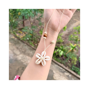 Collier ras du cou en coquillages naturels, fait main, style plage, bijoux bohèmes, collier en coquillages pour femmes, vente en gros - Product Image 1