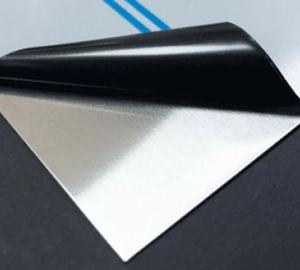 Película Metalizada Blanca y Negra, Laminada Protectora, Opaca, Brillante, Semirrígida para Superficies de Acero Inoxidable - Product Image 1