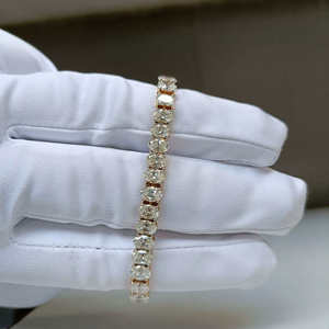 Bracelet tennis en moissanite, argent 925 plaqué or, rond brillant, bijoux unisexe pour fête, mariage, cadeau - Product Image 5